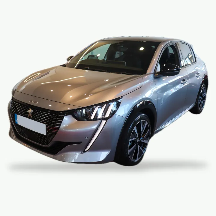 Peugeot 208 للكراء في رونو كليو 5