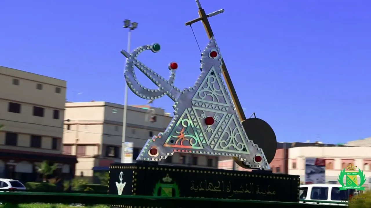 Un monument au cœur de Dcheira El Jihadia