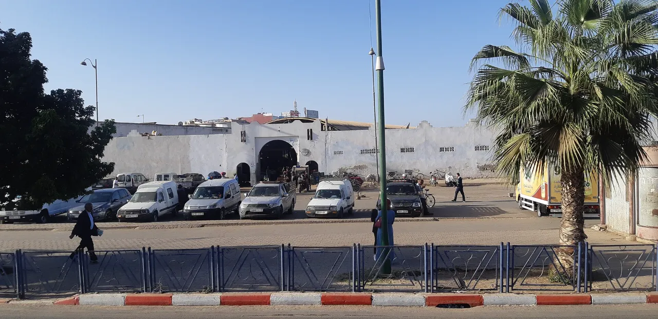 مدخل سوق الثلاثاء في إنزكان